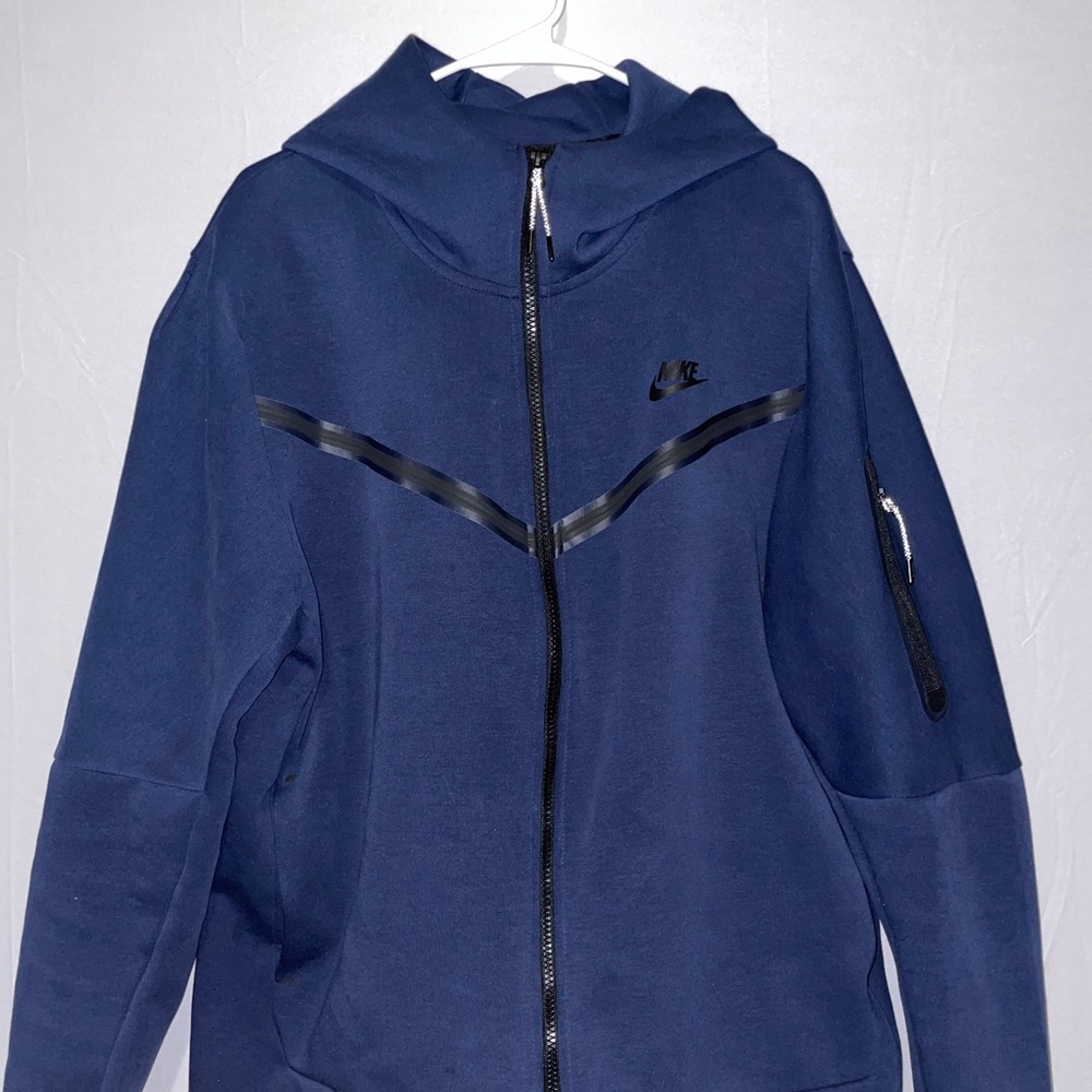 Men’s Nike Tech Fleece Navy Size XL